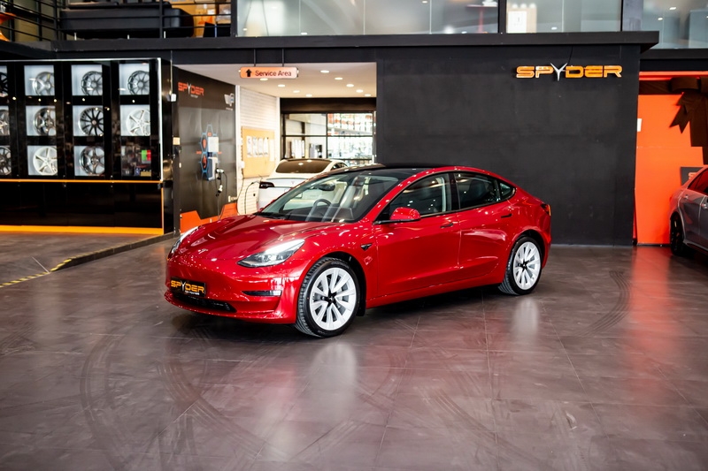 2021 tesla deals model 3 red